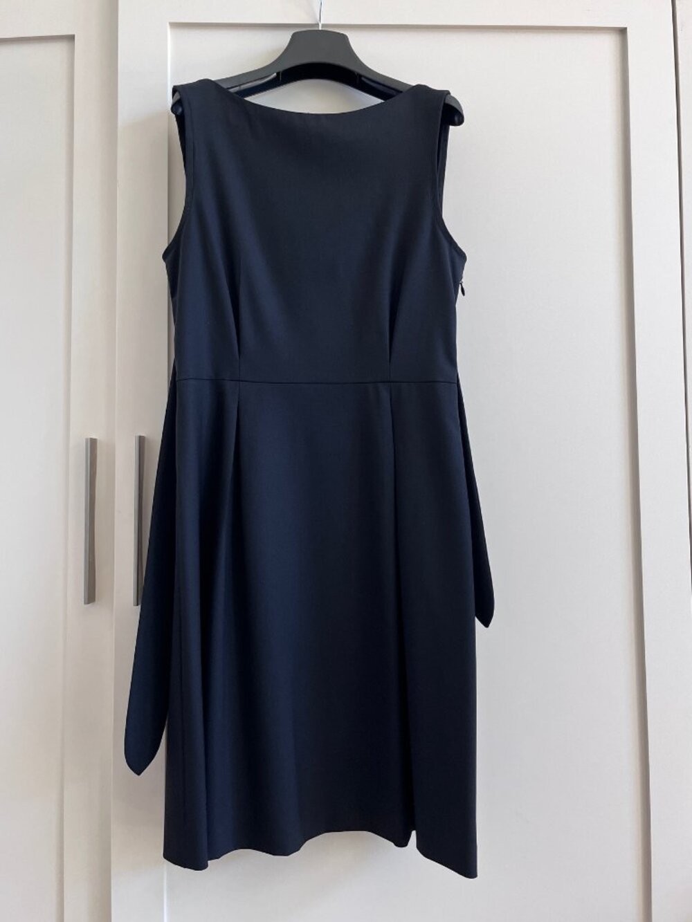 Theory Analba Dress Women's Black Tie Waist Knee Length Size 4